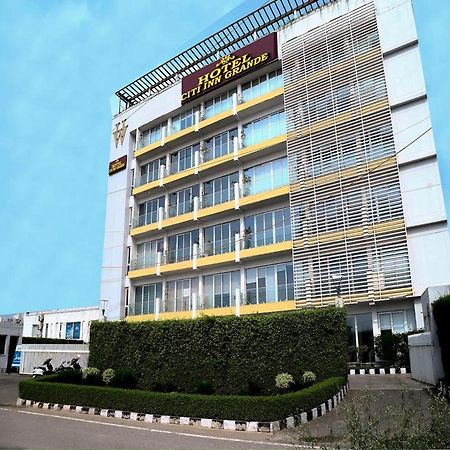 Hotel Citi Inn Grande Zirakpur Eksteriør billede