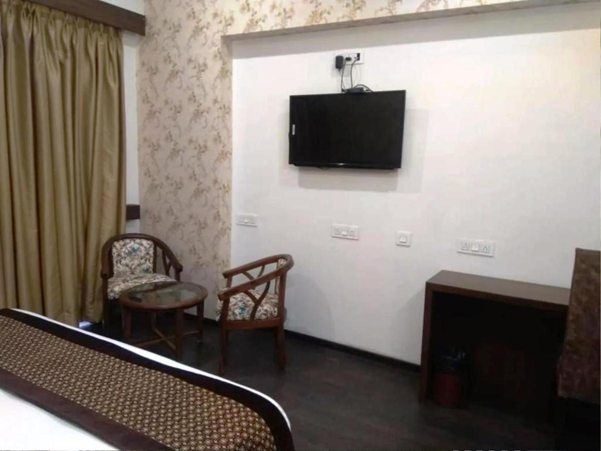 Hotel Citi Inn Grande Zirakpur Eksteriør billede